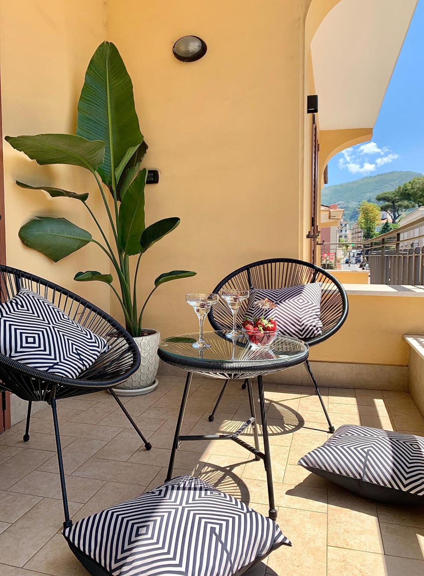 Flat 252 Sorrento Apartments Сант'Анджелло Экстерьер фото